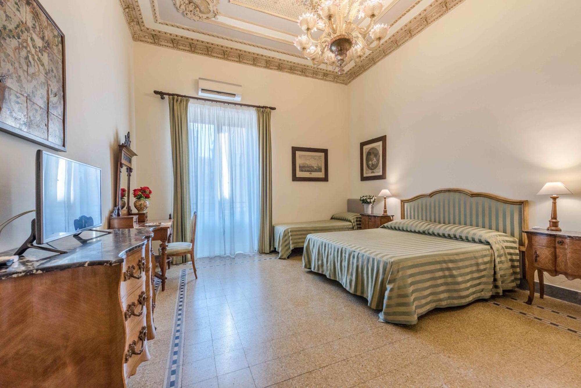 Superior King Room