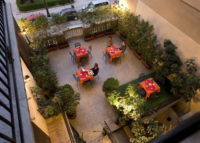 Hotel Joli